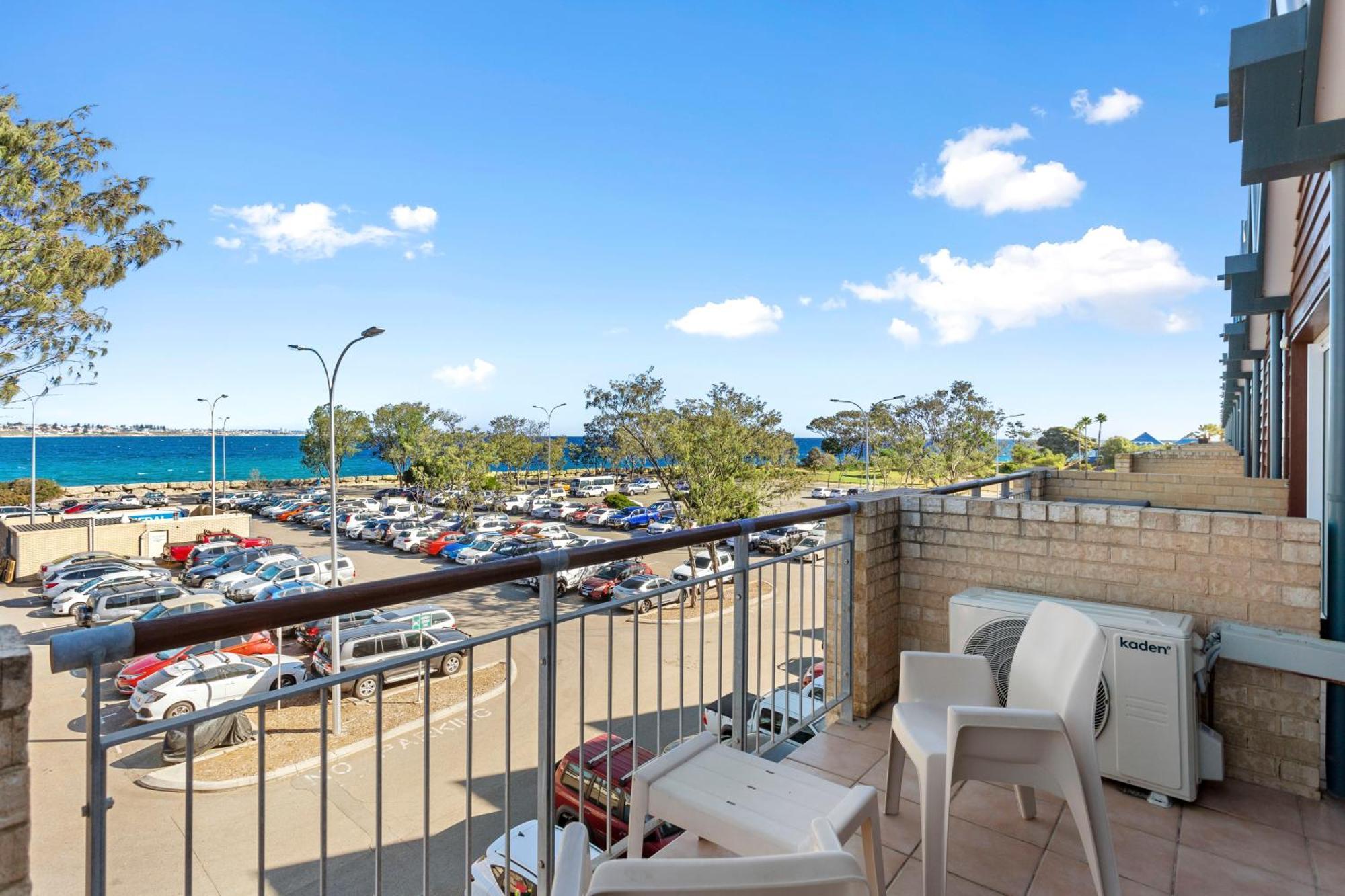 Nautica Residences Hillarys Perth Extérieur photo